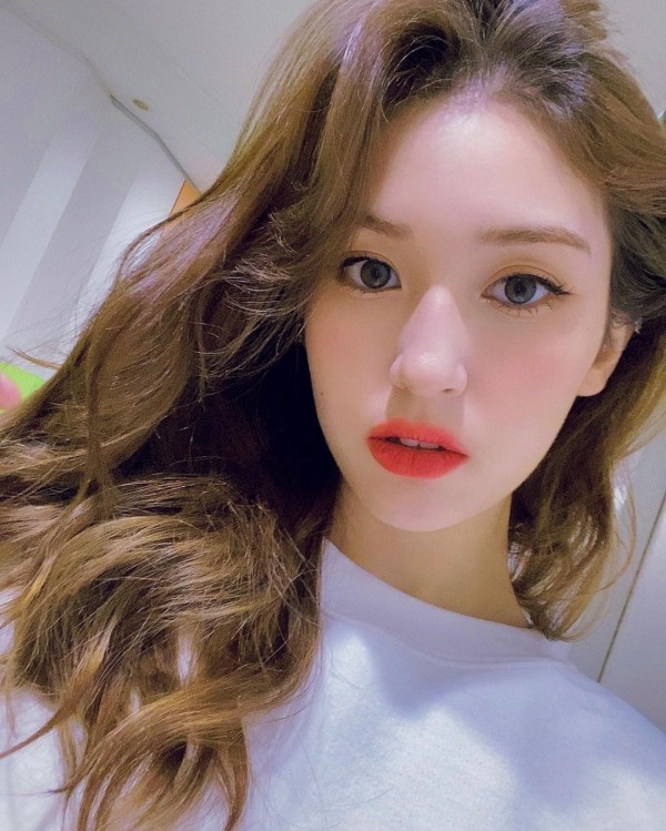 Jeon Somi Shares a Terrifying Ghostly Experience Her Parents Had in Her