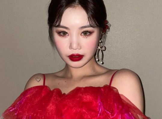 Social Media of Person Who Accused (G)I-DLE Soojin Flooded With Malicious Comment Following Departure From Group