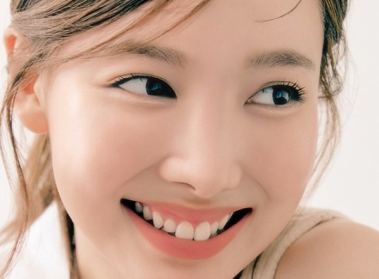 TWICE Nayeon Earns Praise for Her Pure Visuals in Photos and Videos for Elle Korea