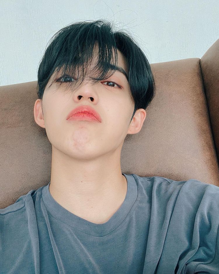 Seventeen S.Coups, sniping women's hearts with boyfriend-looking photos