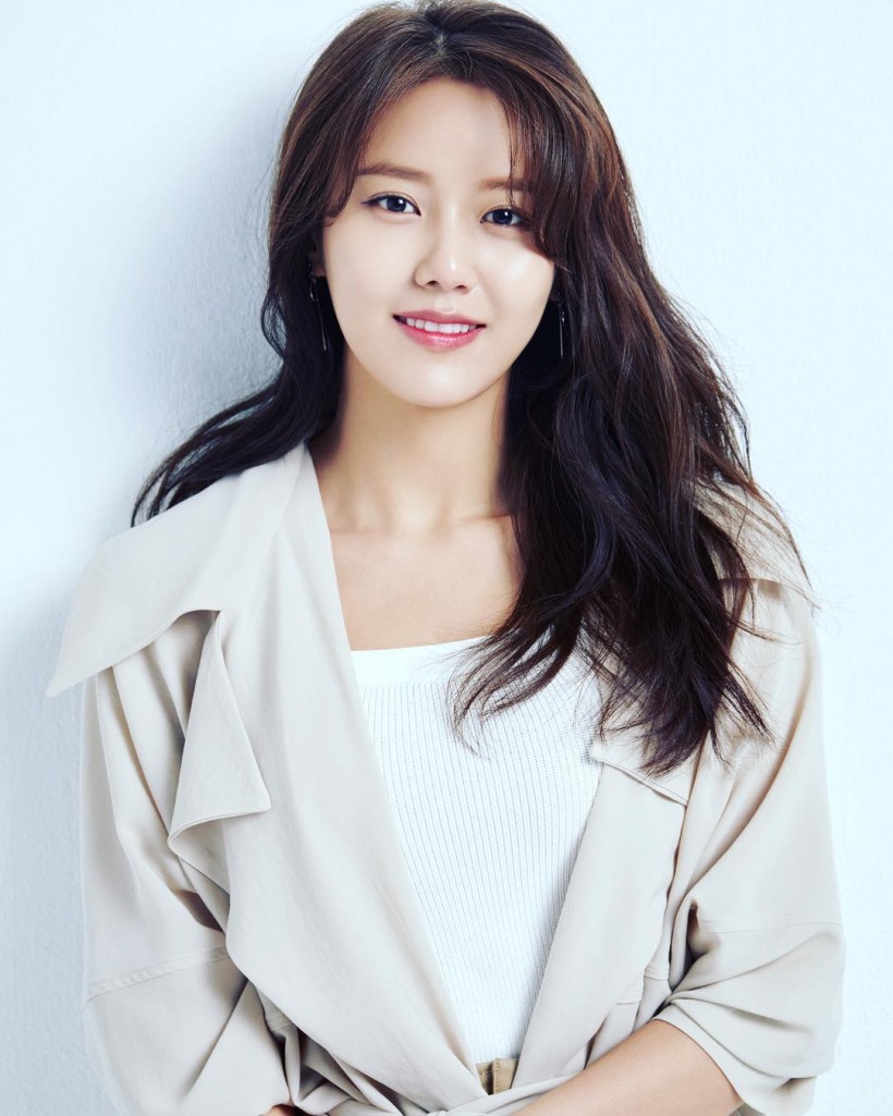 AOA Hyejeong Accidentally Revealed Her Boyfriend? FNC Entertainment Issues Official Statement