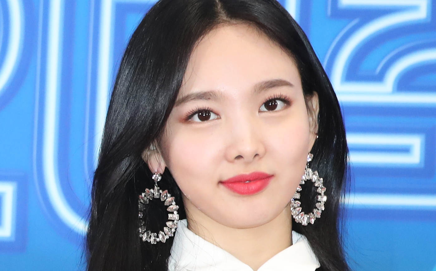 nayeon on X: im nayeon is so hot for this  / X