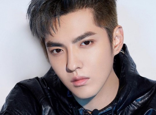 Alleged Video of Former EXO Kris Handcuffed During Visit to Hospital Surfaces