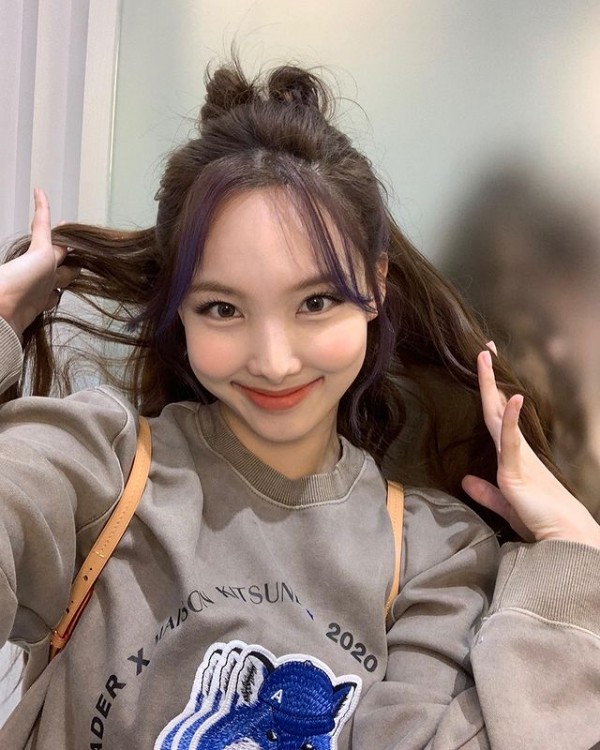 TWICE Nayeon, a selfie for Chuseok