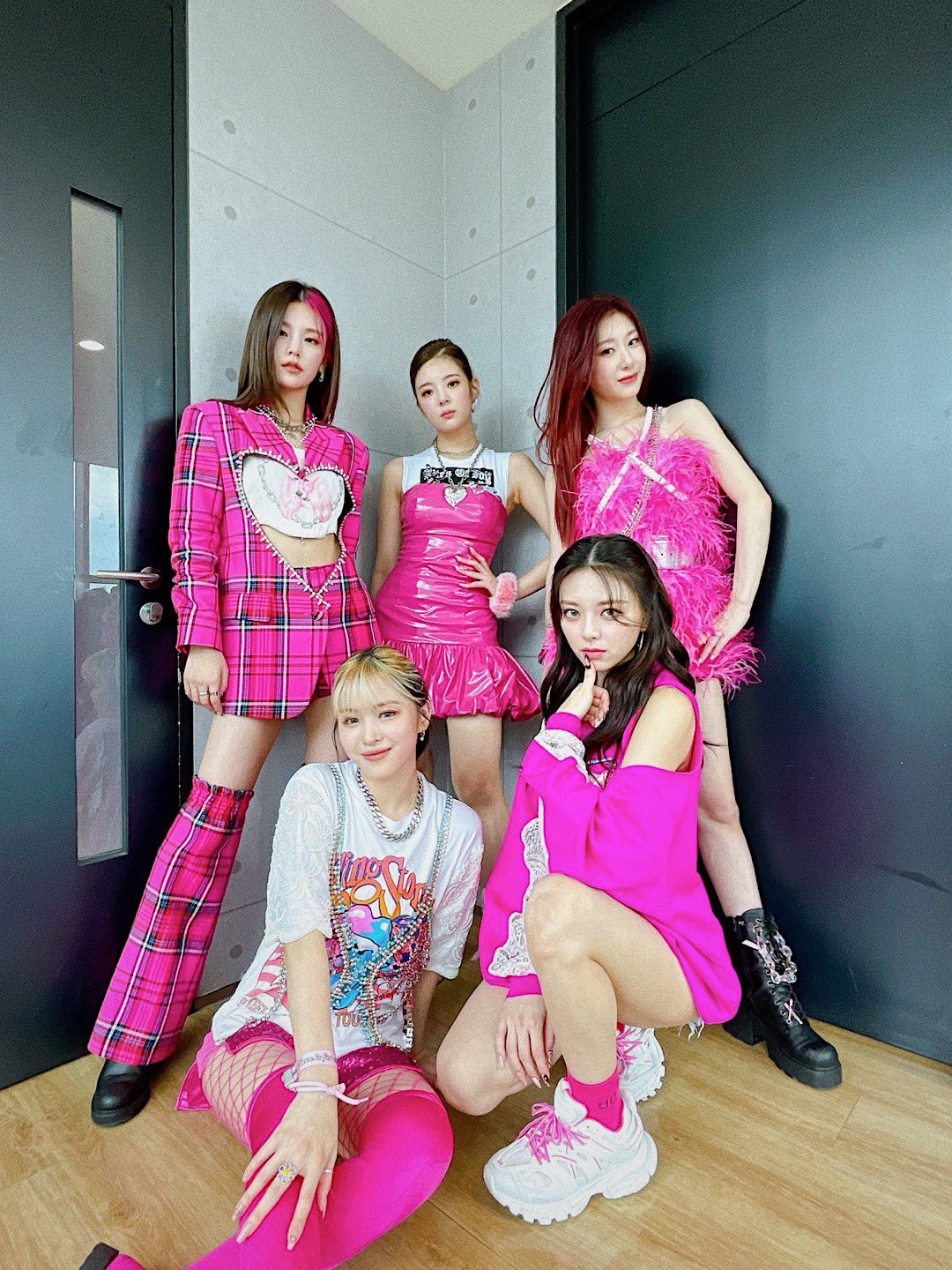 Crazy in Love': ITZY Present Their Boldest, Best Record Ever