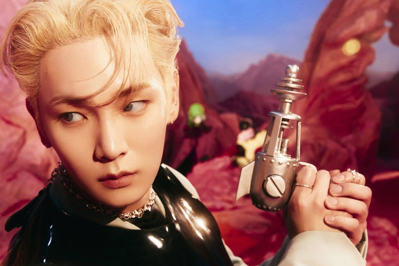SHINee Key Reveals 3 Types of Lee Soo Man When Giving Compliments to its Artists