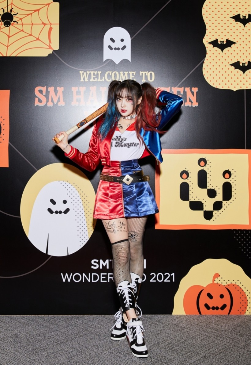 Which Halloween Costume Do You Think Should Win? Here Are Artists Who Stood Out During 'SMTOWN Wonderland 2021'