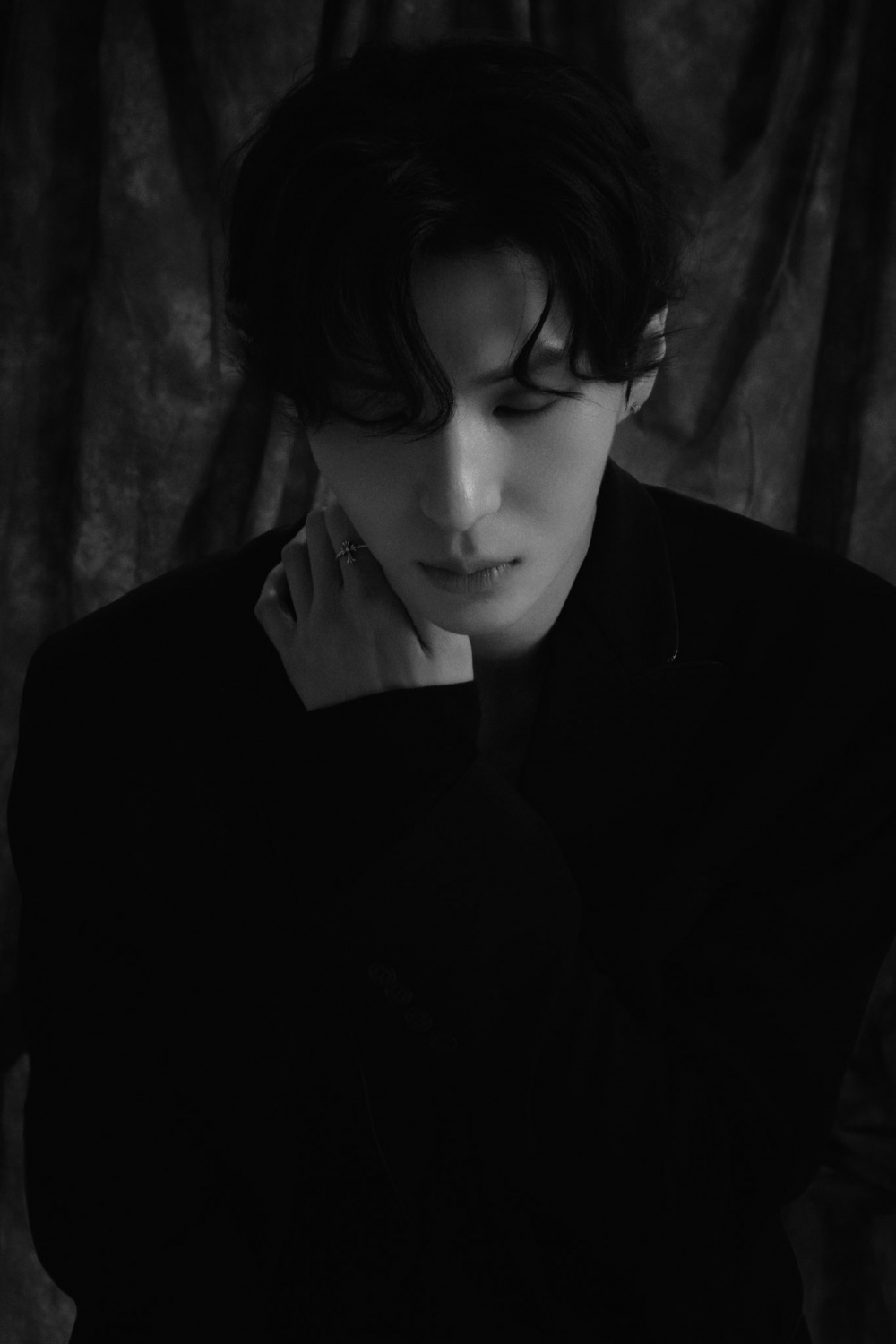 VIXX Leo releases digital single 'I'm Still Here'... Autumn emotion + sad vocals
