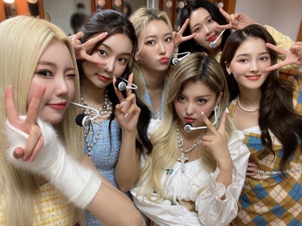 MOMOLAND