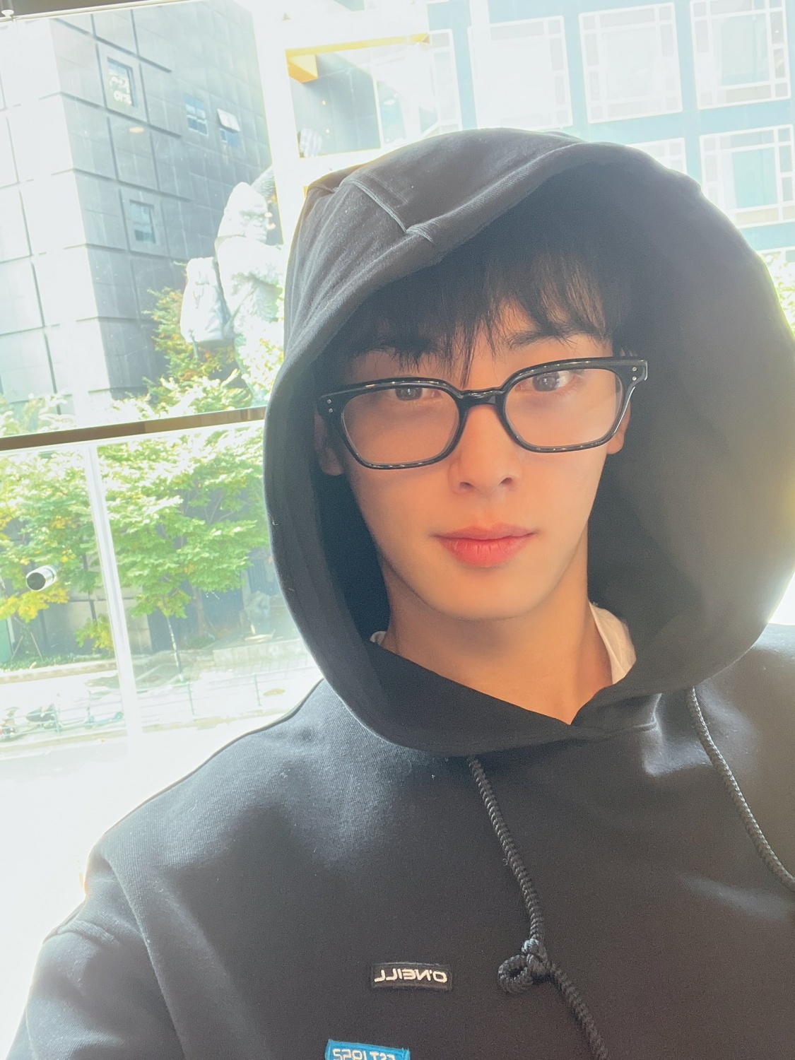 Cha Eun-woo, looks handsome even after cooking and cooking
