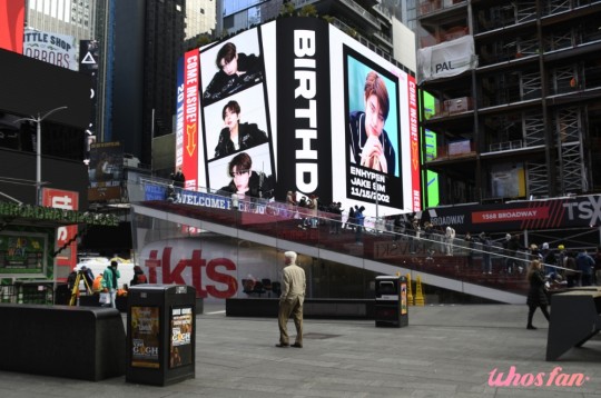 ENHYPEN JAKE proves '4th generation hot icon'.. New York Times Square billboard appeared