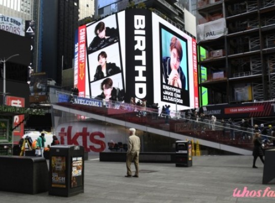 ENHYPEN JAKE proves '4th generation hot icon'.. New York Times Square billboard appeared