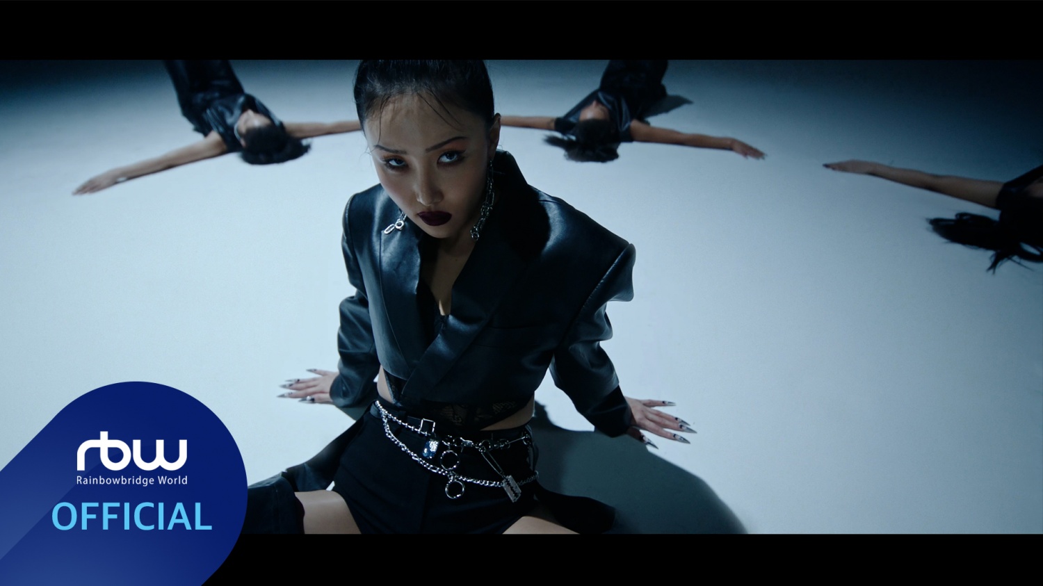 Hwa Sa 'I`m a B' · 'Bless U' entered the US Billboard World Digital Song Sales Chart Top 10