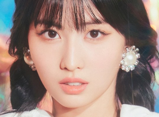 TWICE Momo Skincare Routine 2021 — Here’s How to be as Glowing as the ‘SCIENTIST’ Songstress