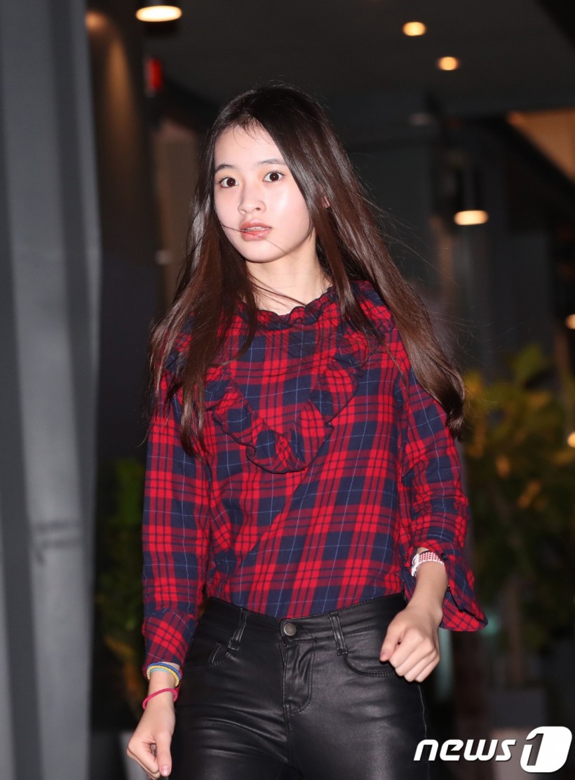 Child Actress Ryu Han Bi Rumored to Join HYBE's New Girl Group: Who is She?