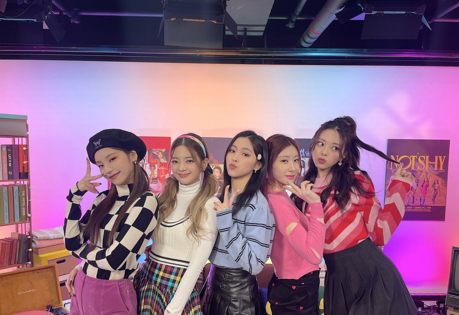 ITZY's '2021 MAMA' stage records the most views... Proof of K-Performance King