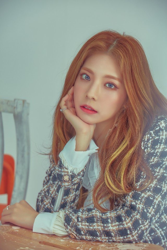 Where is Juniel Now? The Status of the 'Illa Illa' Singer After She Left FNC Entertainment
