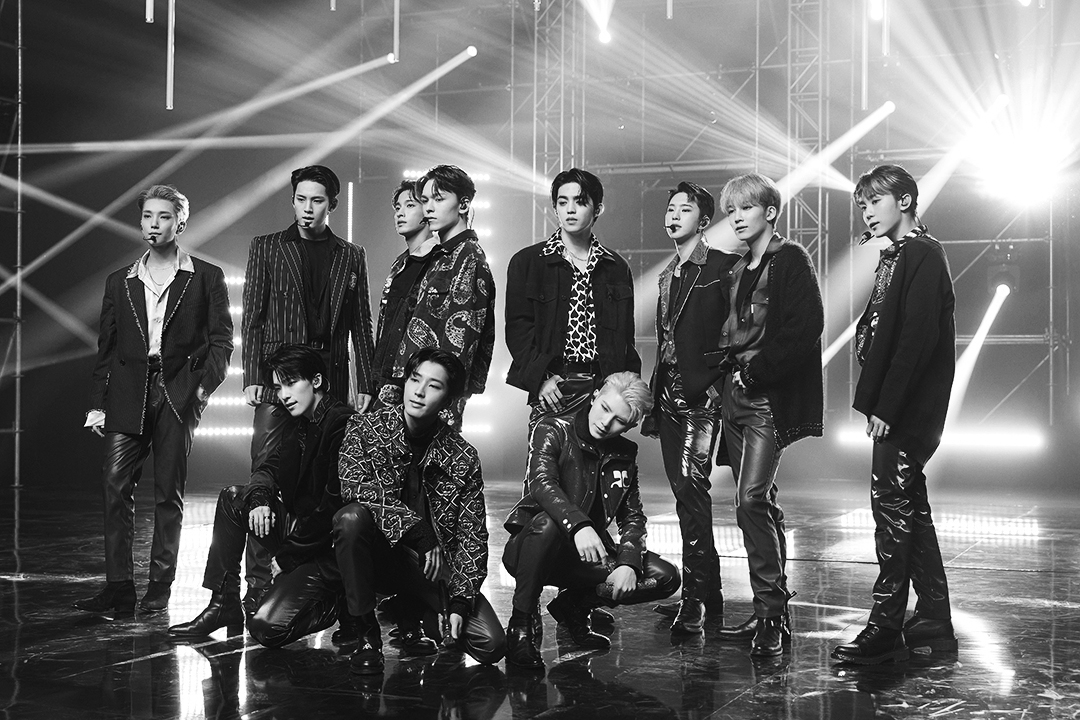 "Even if the world ends" Seventeen heats up the year-end 'Rock with you'