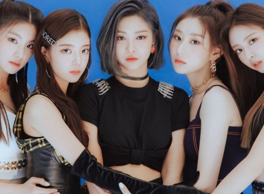 ITZY's 'WANNABE' Becomes First MV by 4th-Gen Group to Hit 400 Million Views