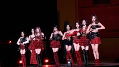 TWICE's 4th world tour begins in Seoul... 