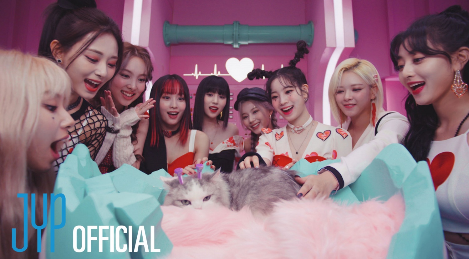 TWICE 'What is Love?' Music video 600 million views... Second after 'TT'