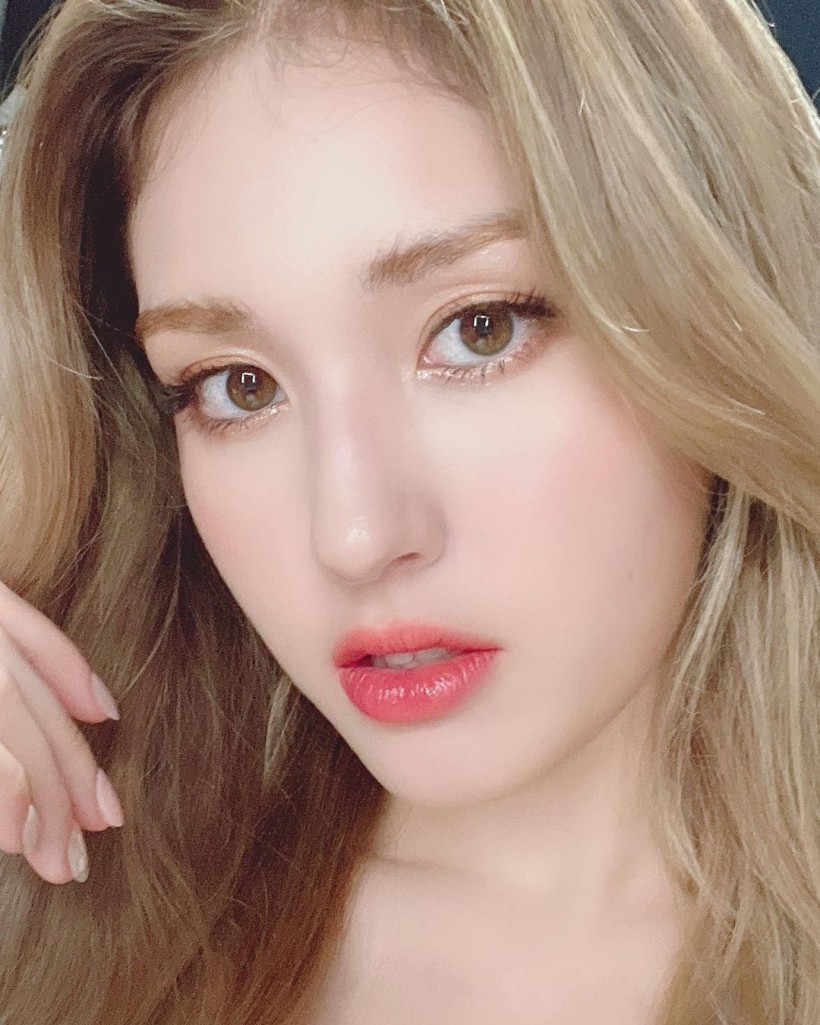 Jeon Somi Skincare Routine: Here's What the 'XOXO' Singer Does Before ...