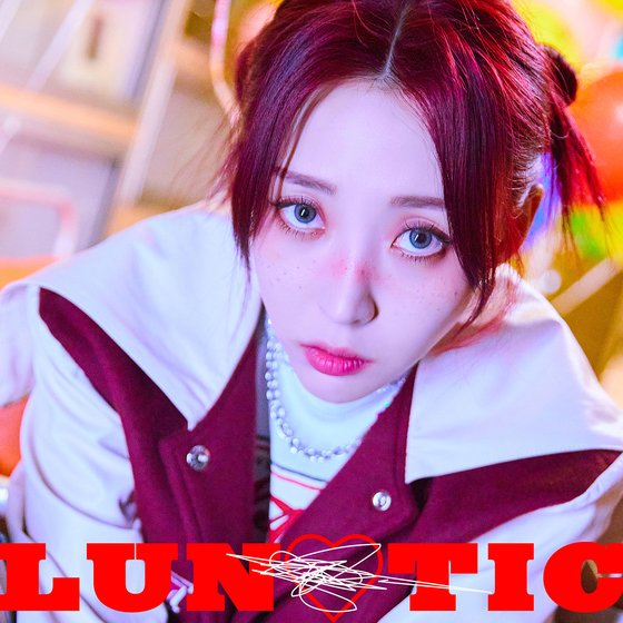 Mamamoo Moonbyul transforms into a tomboy girl… New song 'LUNATIC' web jacket