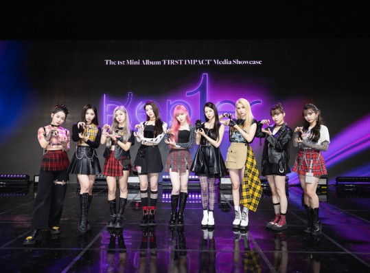 Kep1er Becomes No.2 Girl Group with Highest 1st-Week Debut Album Sales After Surpassing 200,000 Sold Copies