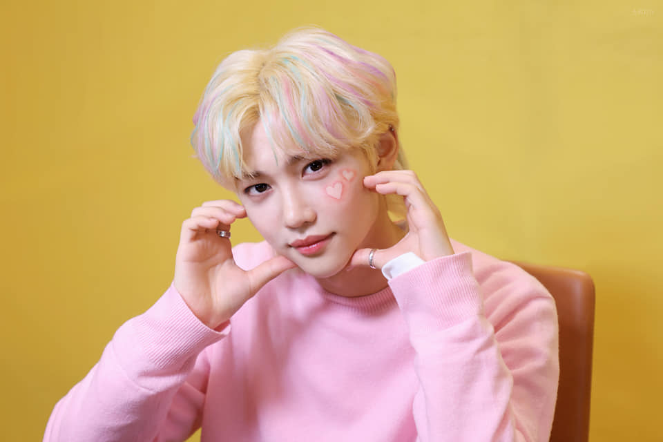 Stray Kids' Felix suffers back injury; To limit performance in upcoming fan  meeting