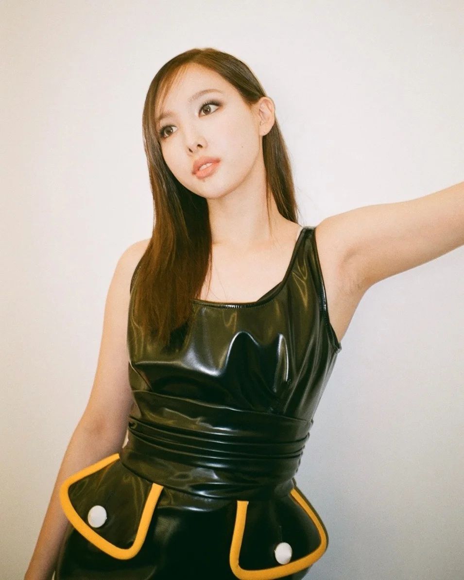 TWICE Nayeon, a completely different atmosphere.. Was she this sexy?