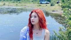 ITZY YEJI, dyeing her lovely red hair 