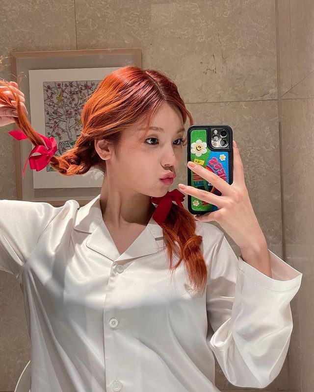 ITZY YEJI, complete recovery from back injury.. Pajamas are also fashion