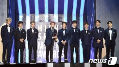 ENHYPEN wins Seoul Music Awards, The Fourth 'It- Award'