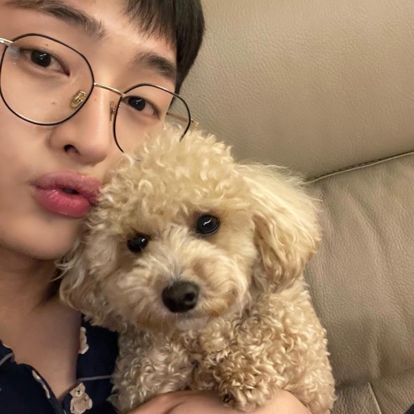 Yoon Jisung and His Dog Hodu
