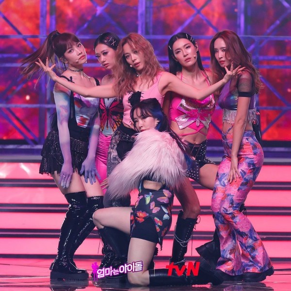 Project girl group MAMADOL from tvN's 'Mom Is An Idol' sheds tears as they  bid viewers farewell with their final concert