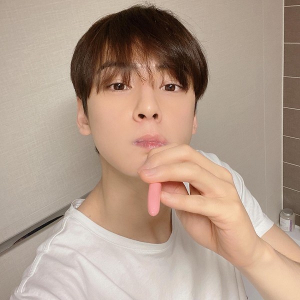 ASTRO Cha Eunwoo Skincare Routine: Here's How to Get Flawless, Hydrated ...