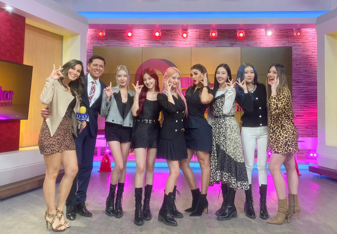 MOMOLAND, South America's largest music site top 10 record 'explosive popularity'