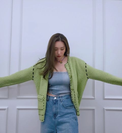 Sunmi, as expected, the strongest legs.. A slender spring girl even after weight increase
