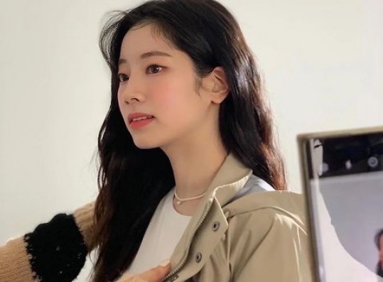 TWICE Dahyun Shares a Princess-like Photoshoot Behind-the-Scenes on Instagram