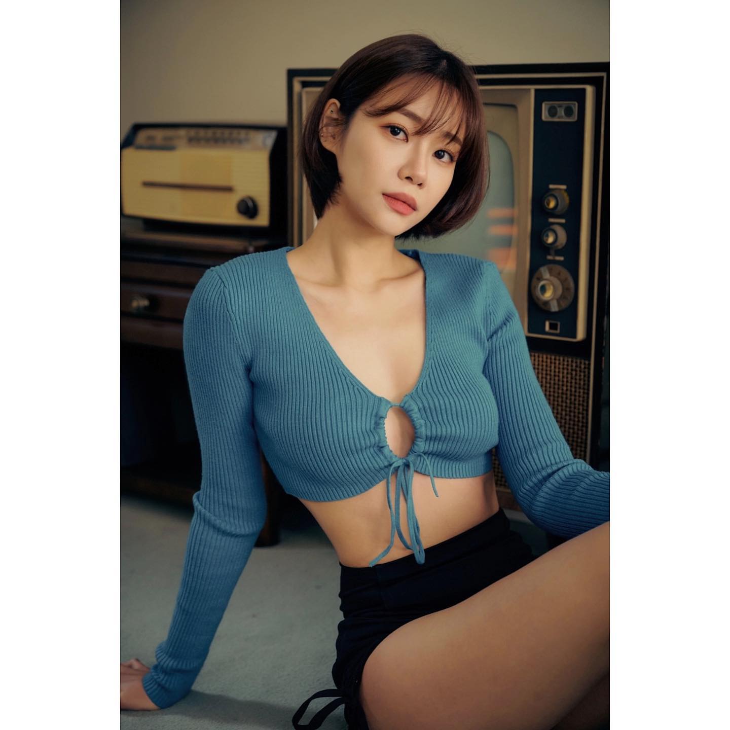 Yuna, ‘Yoga Teacher’ after leaving AOA… Excessive exposure in underwear