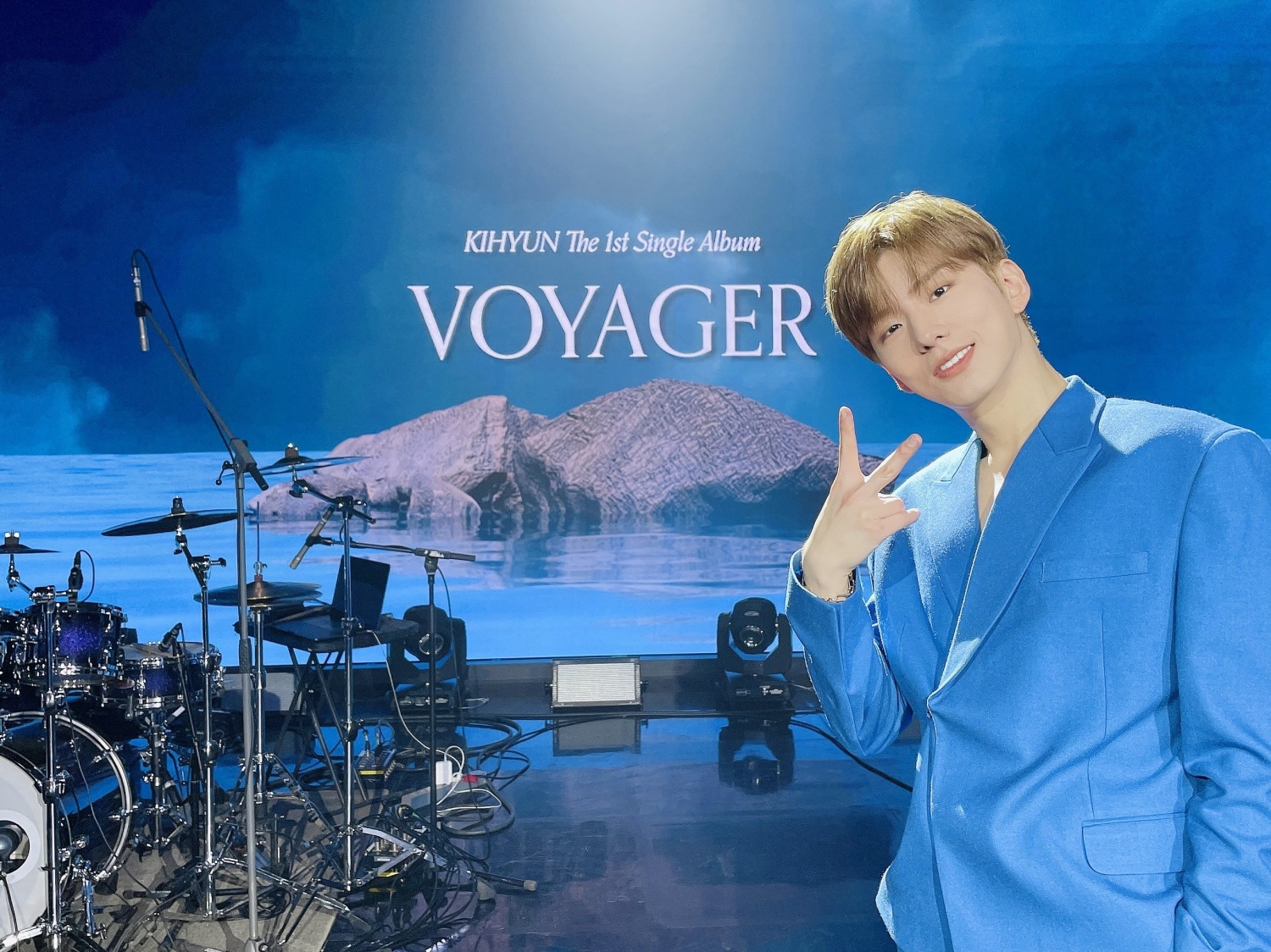 MONSTA X KIHYUN releases 'VOYAGER' today... Solo debut after 7 years
