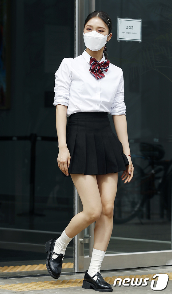 OH MY GIRL Mimi Seunghee, a girl's heart