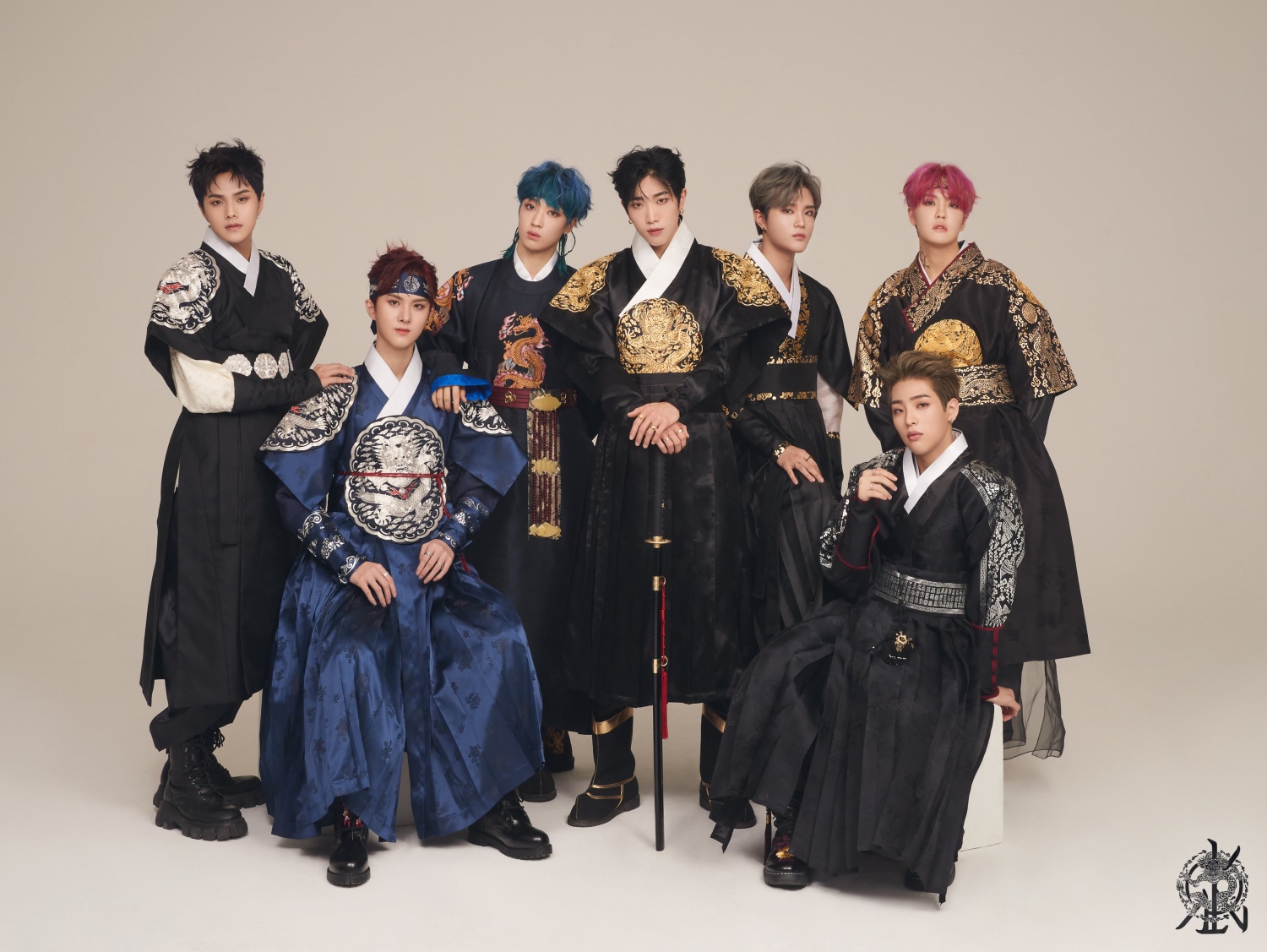 "I want to become a cinematic idol" KINGDOM, wearing a hanbok and capturing the beauty of Korea