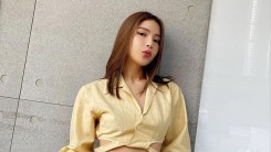 Mamamoo Solar Wears Pastel Yellow for Spring