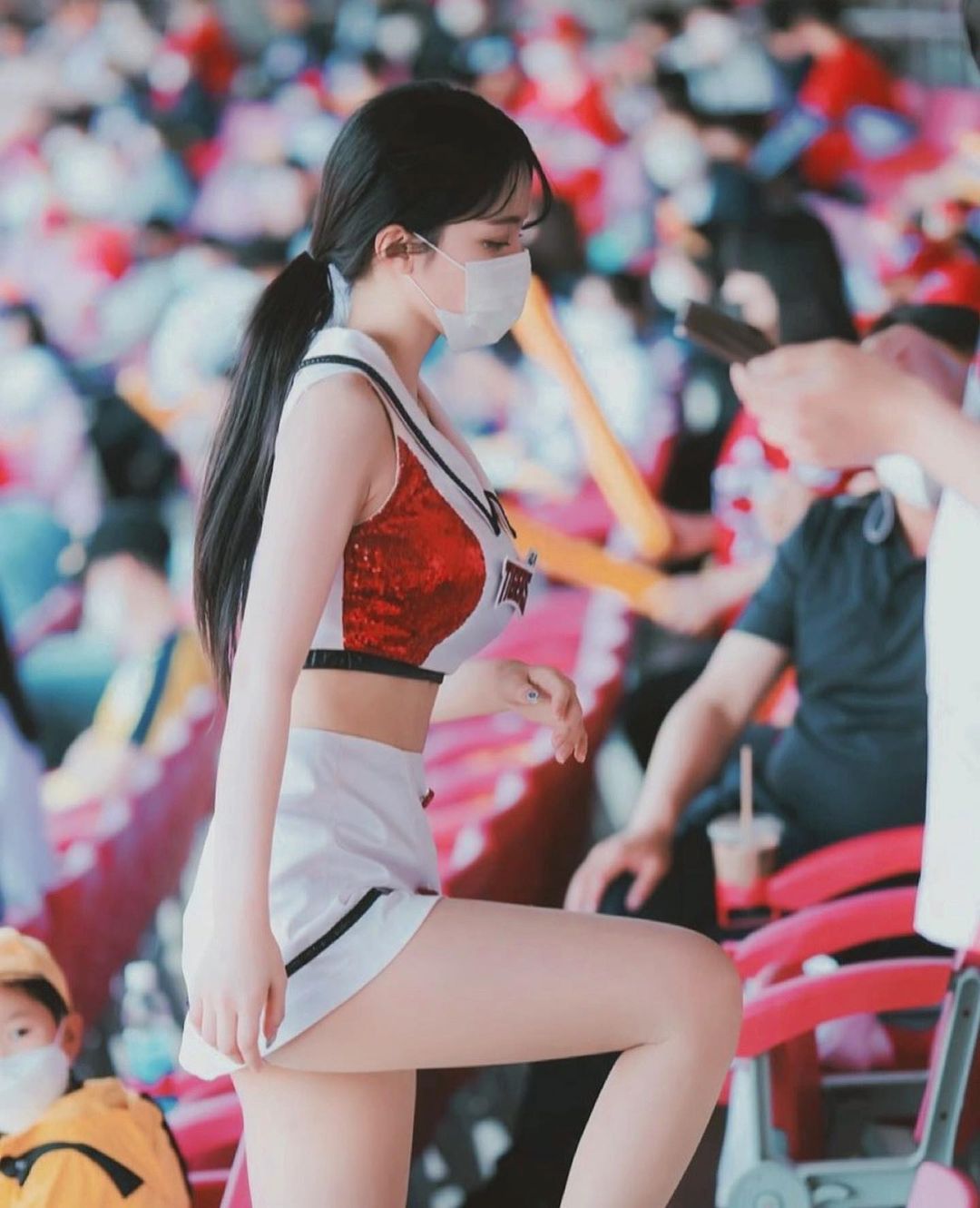 Red Velvet Irene Lookalike? Cheerleader Goes Viral for Similarities With  Idol | KpopStarz
