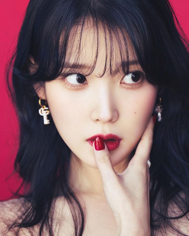 IU "I want to share the love I received" Donate 100 million won on Children's Day