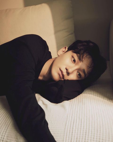 EXO Chen, 'Hold you tight' live video released