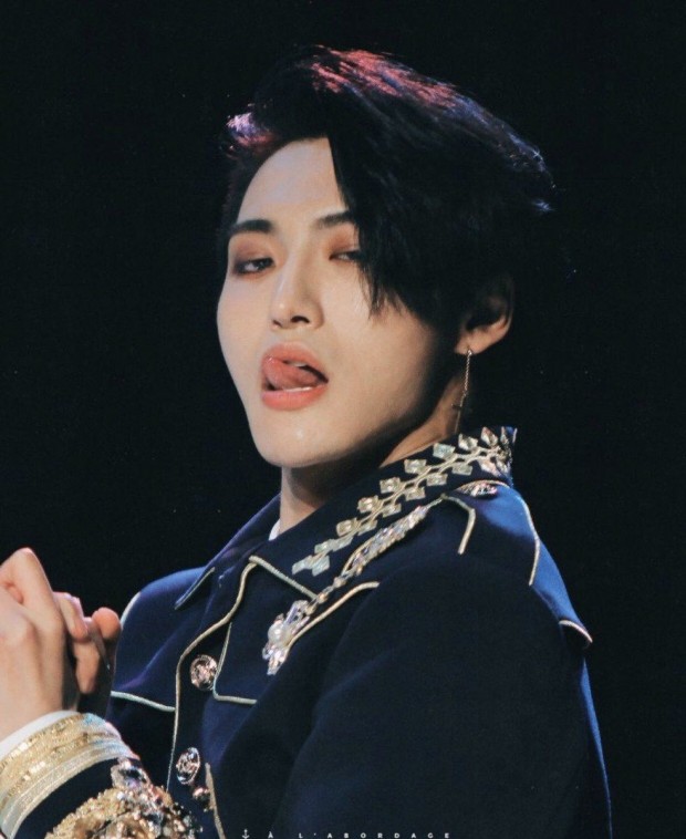 8 K-pop Idols Who Have Habit of Sticking Out Their Tongue | KpopStarz
