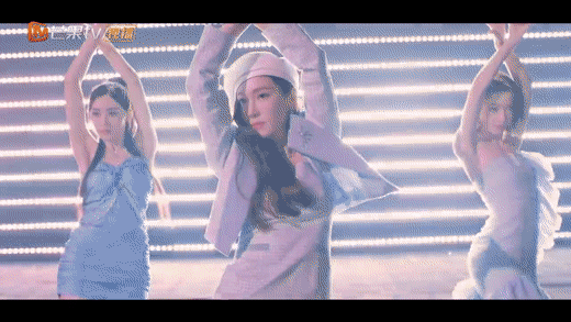 Jessica Jung brilla como centro de la canción principal de 'Sisters Who Make Waves'