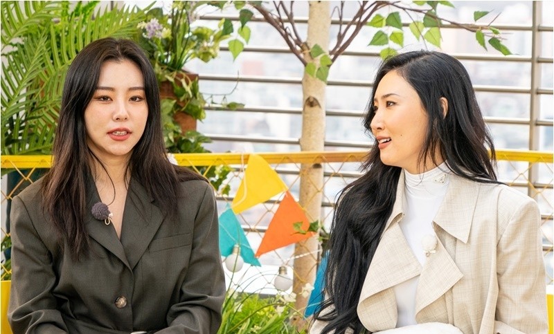 Wheein Thought She Could Never Be Friends With Hwasa – Here's How It Changed